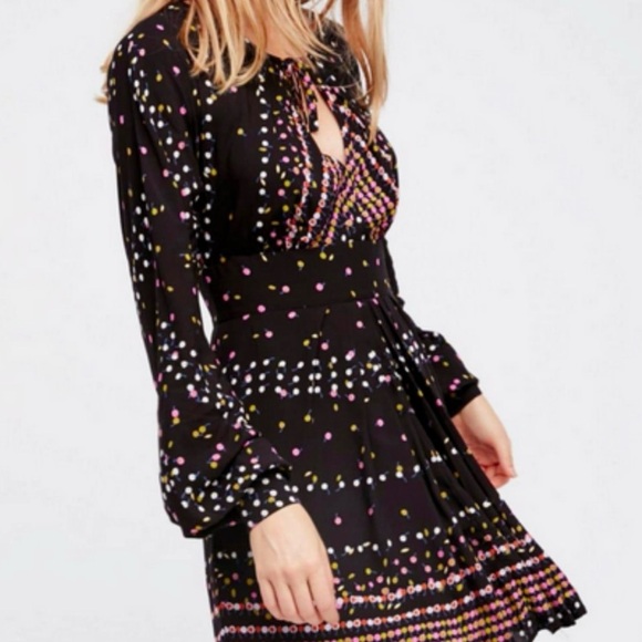Free People Coryn Mini Dress Black Printed Open Back Long Sleeve Size 2 - Picture 3 of 15